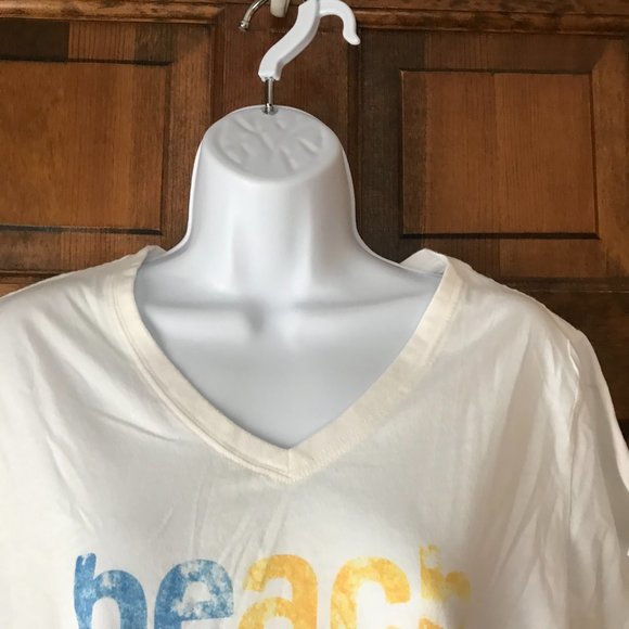 30A Dumpster Diver White V-Neck BEACH HAPPY Tee Made from Plastic Bottles Medium - Picture 3 of 12